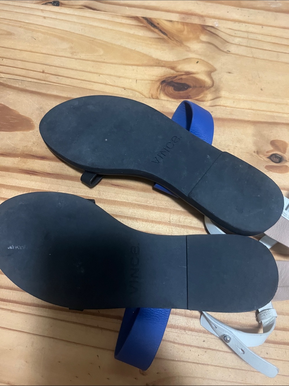 Vince Black, Blue and White T-Strap Women's Sandals - Picture 5 of 8